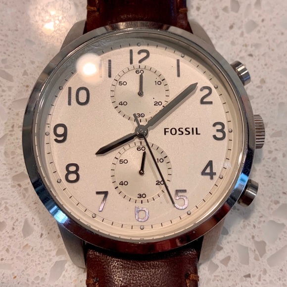 Fossil Other - Fossil leather watch